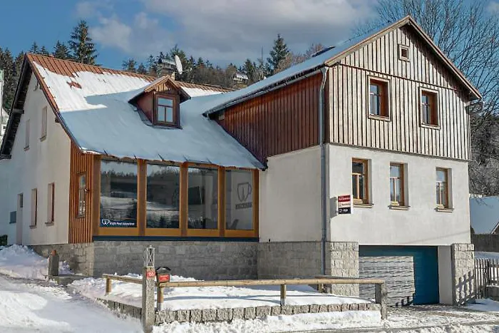 Apartmany Bedrichov Pod Kostelem